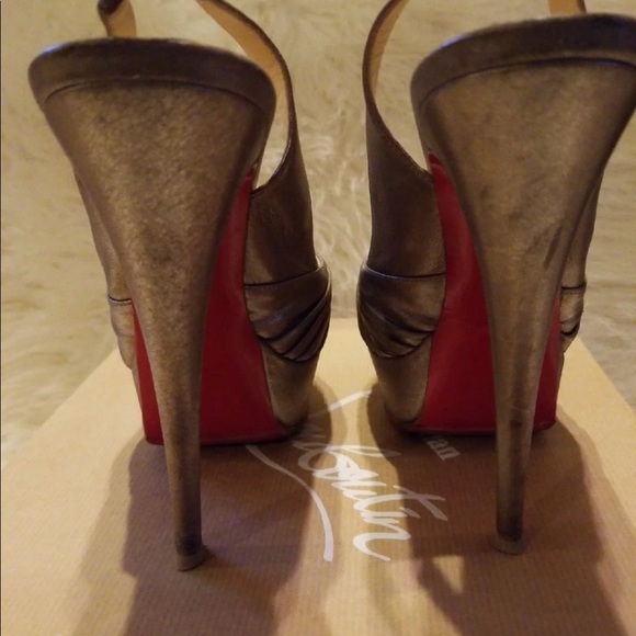 Authentic CL shoes - Picture 3 of 7